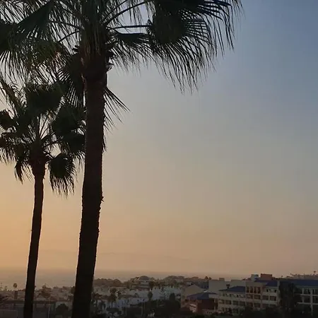 Mareverde Vista Mare Con Tres Piscinas * 阿德耶