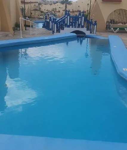 Mareverde Vista Mare Con Tres Piscinas Appartement