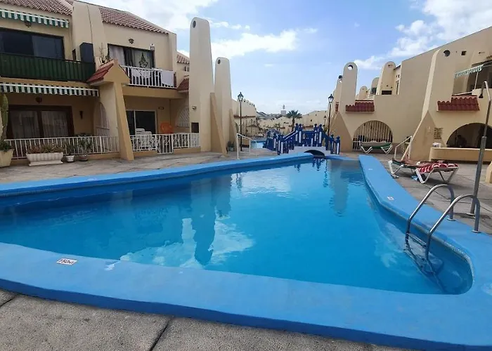 Mareverde Vista Mare Con Tres Piscinas Appartement